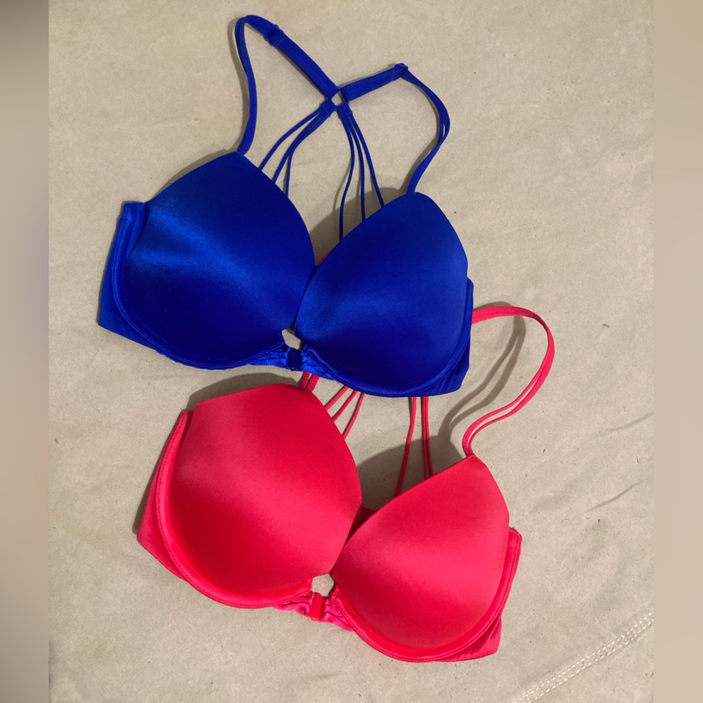 2 VS push-up bras